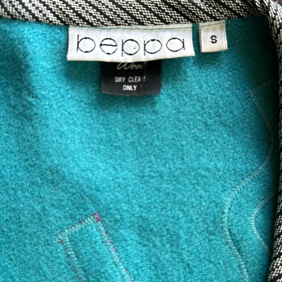 Holy Moly 80s Queen! - Picture 3 of 4